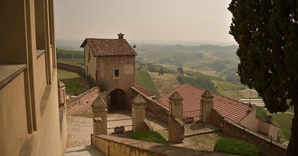 Panorama di Cisterna d’Asti e colline circostanti